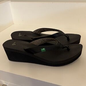 Sanuk Black Wedge Flip Flops